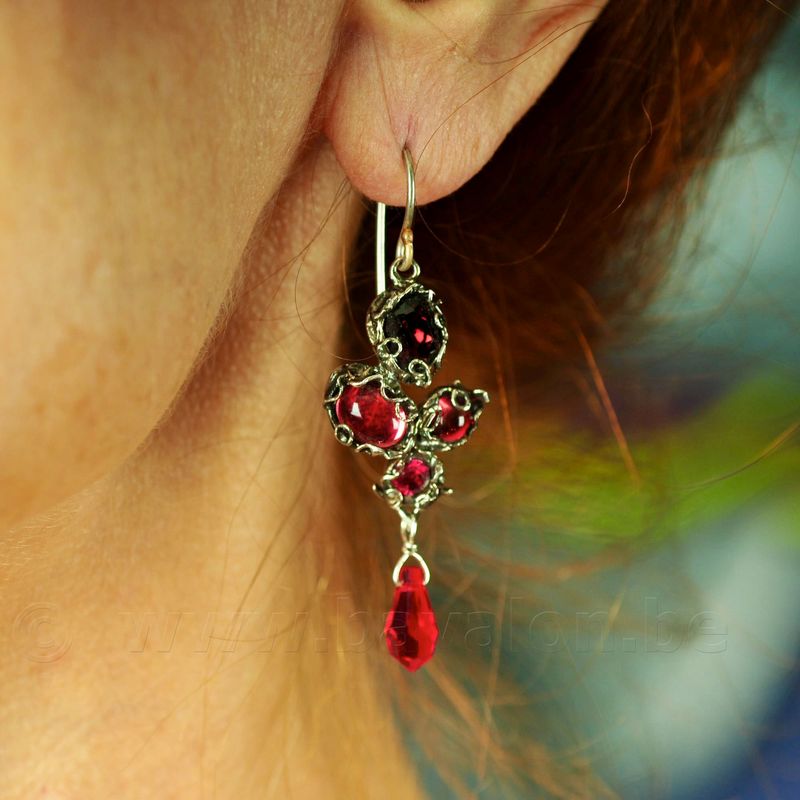 Oorring in massief zilver - Josiane Douchamps (België)