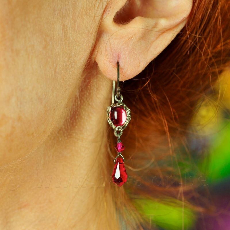 Oorring in massief zilver - Josiane Douchamps (België)