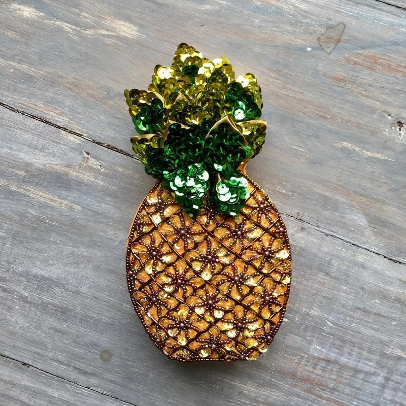Doosje ananas m/pailletjes en kraaltjes