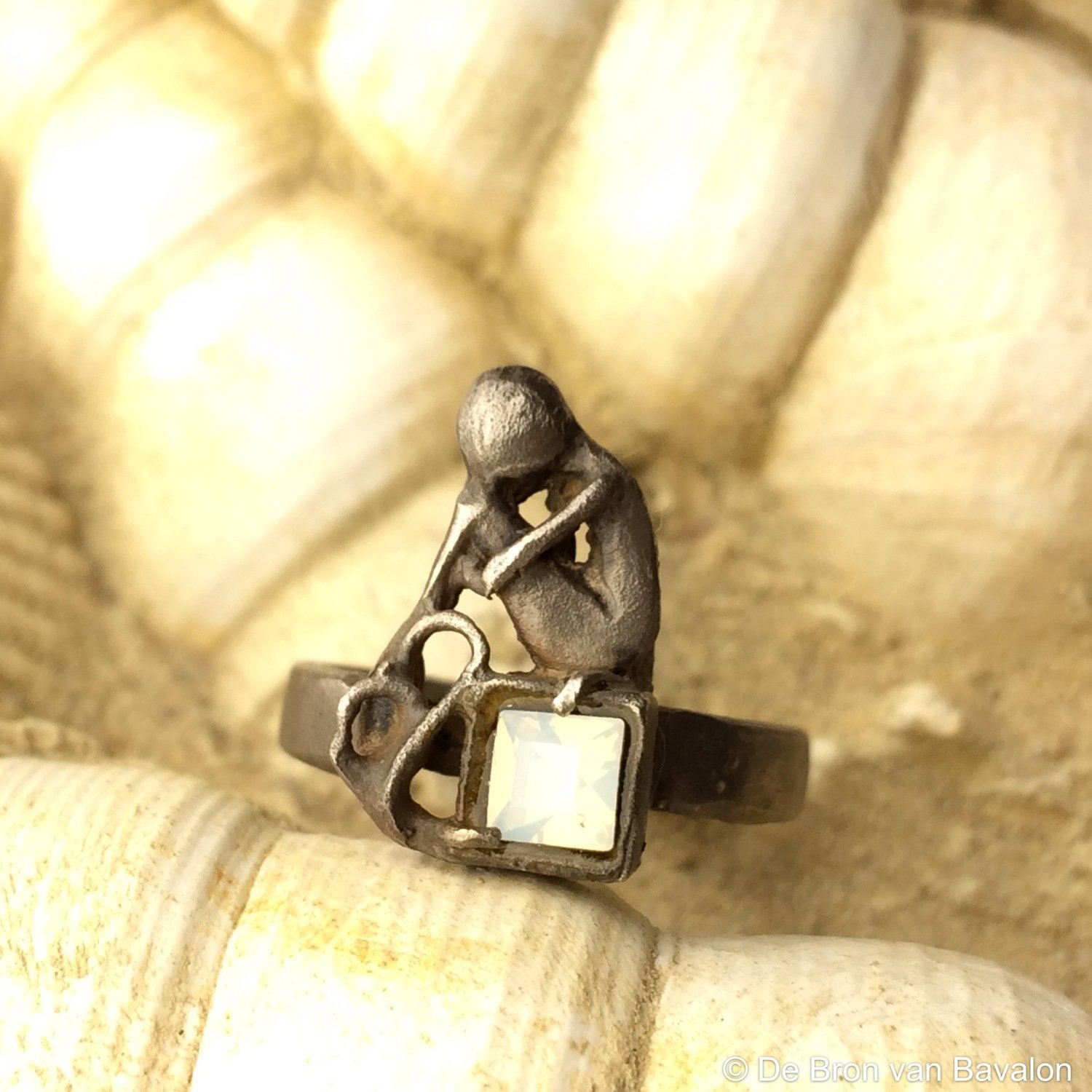 Ring 'Embrace our Soul' zilver - Maat51 - Kaat Tilley
