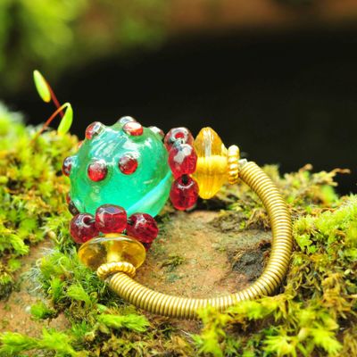 Ring in gekleurd hars - Maat 56