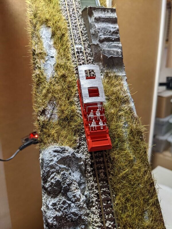 Standseilbahn mit Funktion in Spur N 1:160
