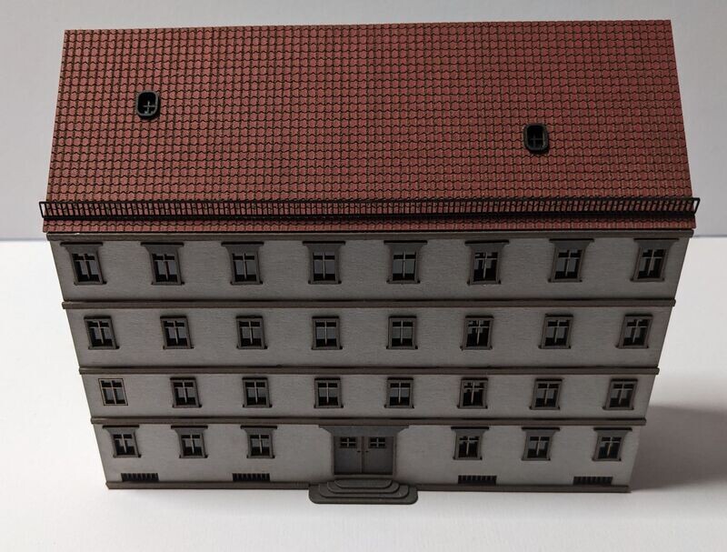 Halbrelief Stadt-Wohnhaus oder Geschäftshaus in je 3 Ausführungen Spur N