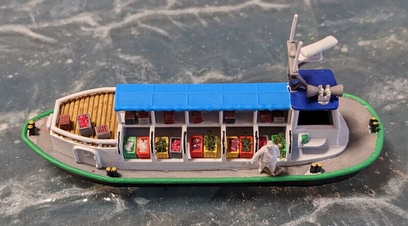 Kleines Proviantboot mit Zubehör für Spur N