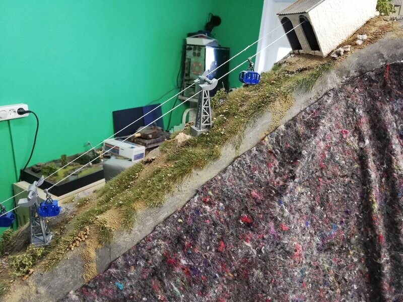 Seilbahn komplett Bausatz - NEUE Version - NEUE Gebäude Spur TT