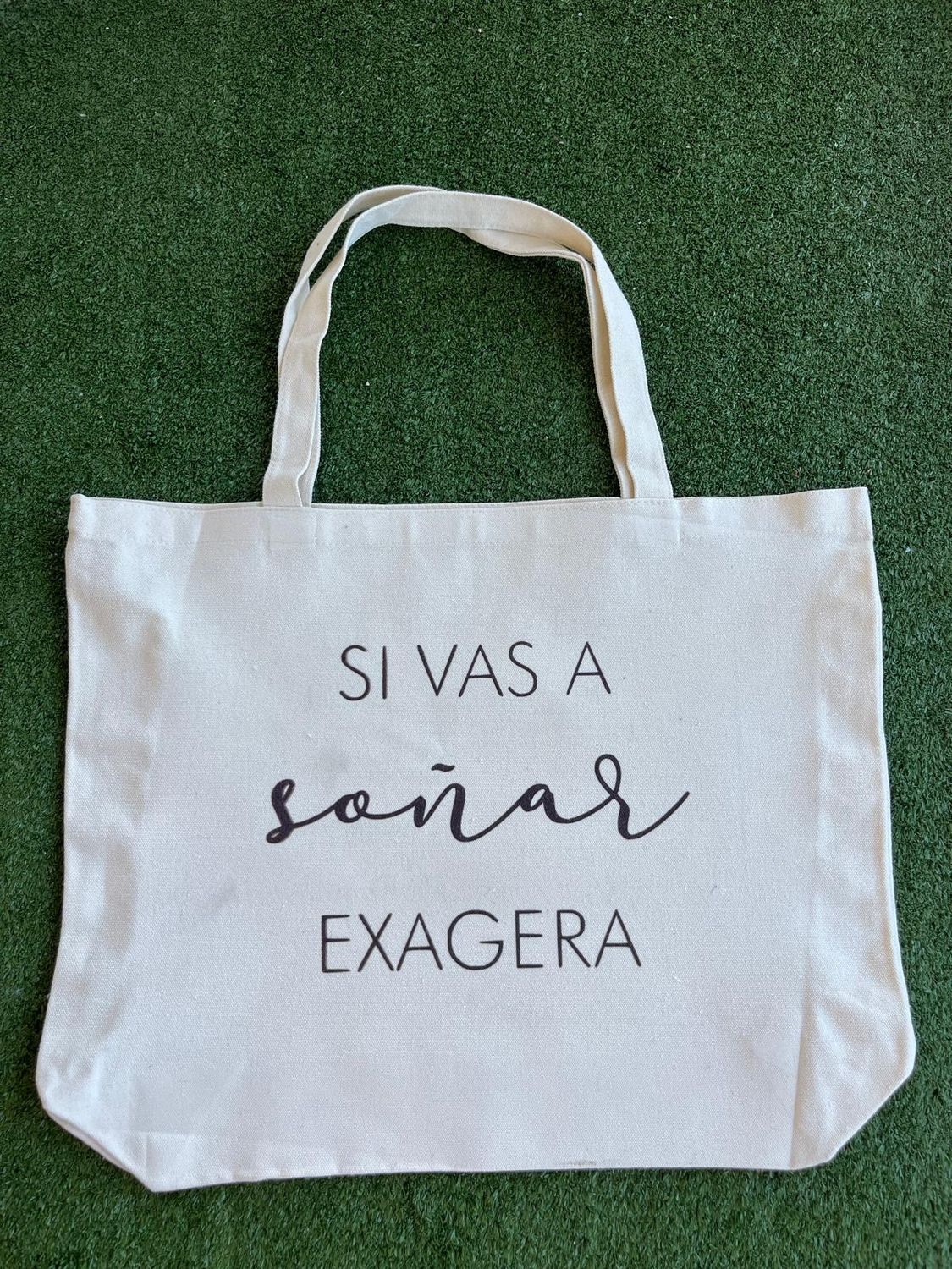 Tote Si vas a soñar exagera