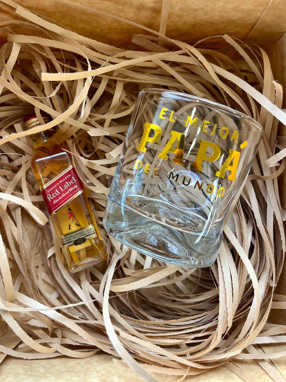 Vasos de Whisky Personalizados + Mini Johnnie Walker Red Label