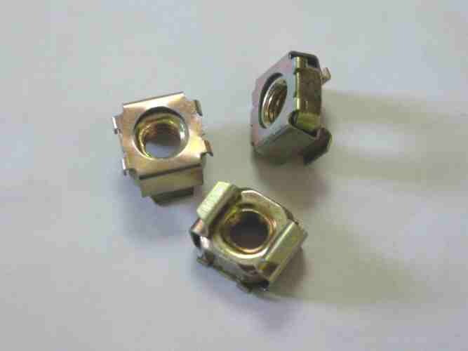 SS sidecover &amp; 750 GT seat retaining nut