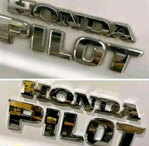 SERVICIO DETALLADO DE FAROS, MOTOR, EMBLEMAS