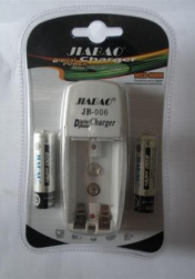 CARGADOR PILA AA y AAA
