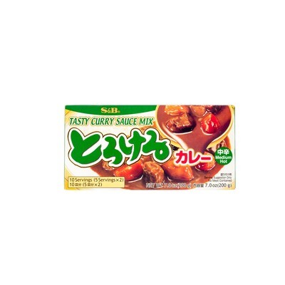 S&B Torokeru Curry Medium Hot 200g