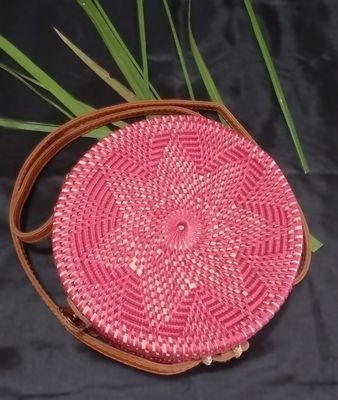 Rattan Round Pink &amp; Star Motif Shoulder Bag
