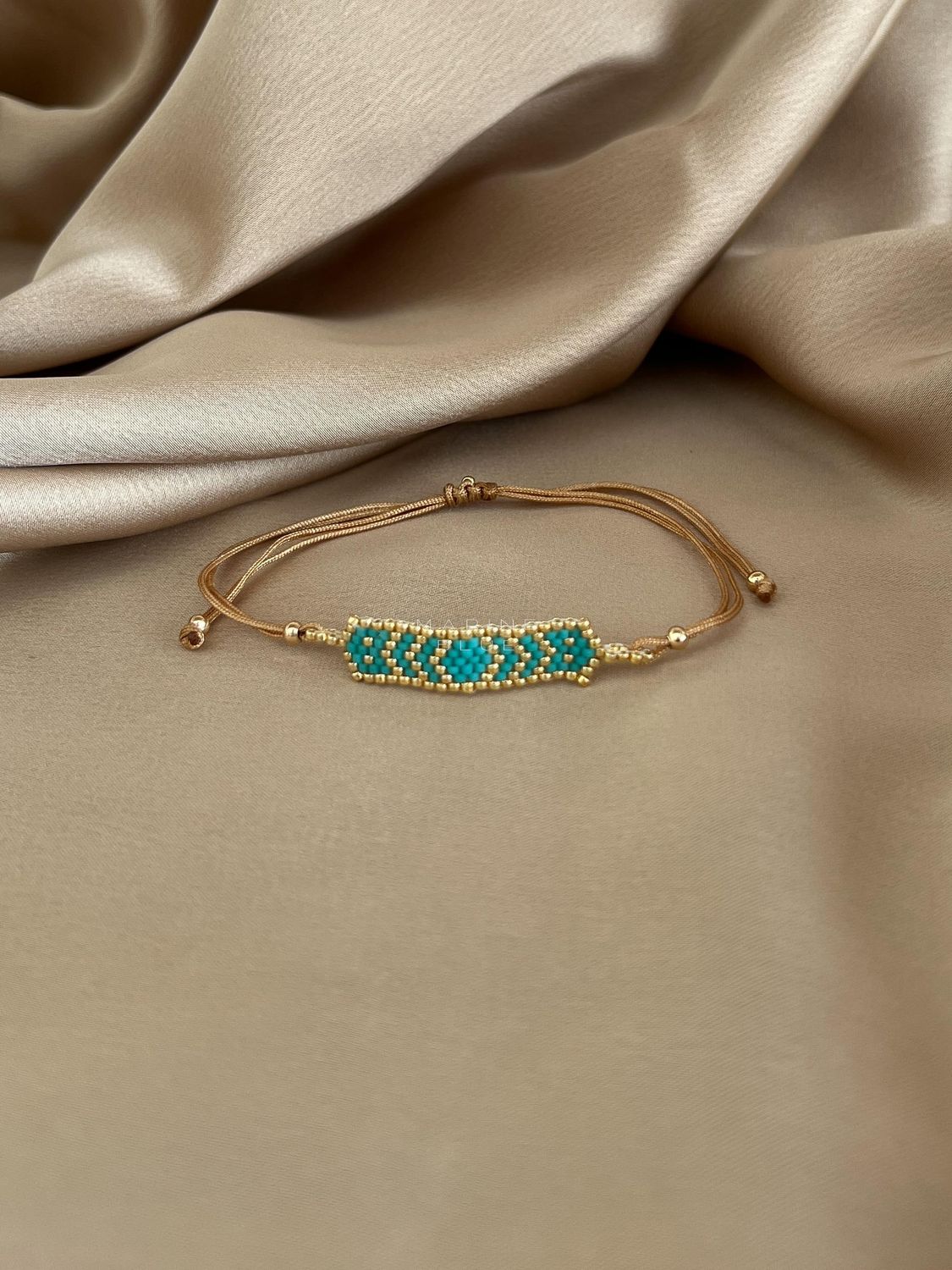 Solo Dots Handmade Bracelet - Beaded Bracelet, Color: Arctic Rust