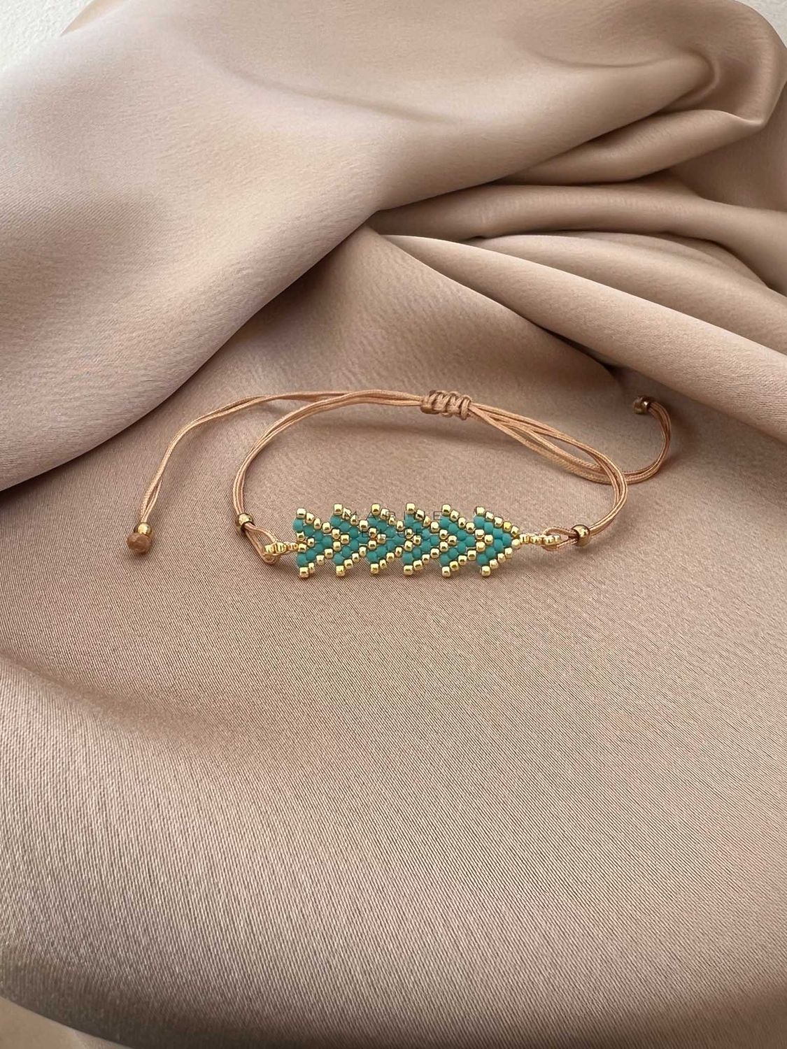 Solo Phyton Handmade Bracelet - Beaded Bracelet, Color: Arctic Rust