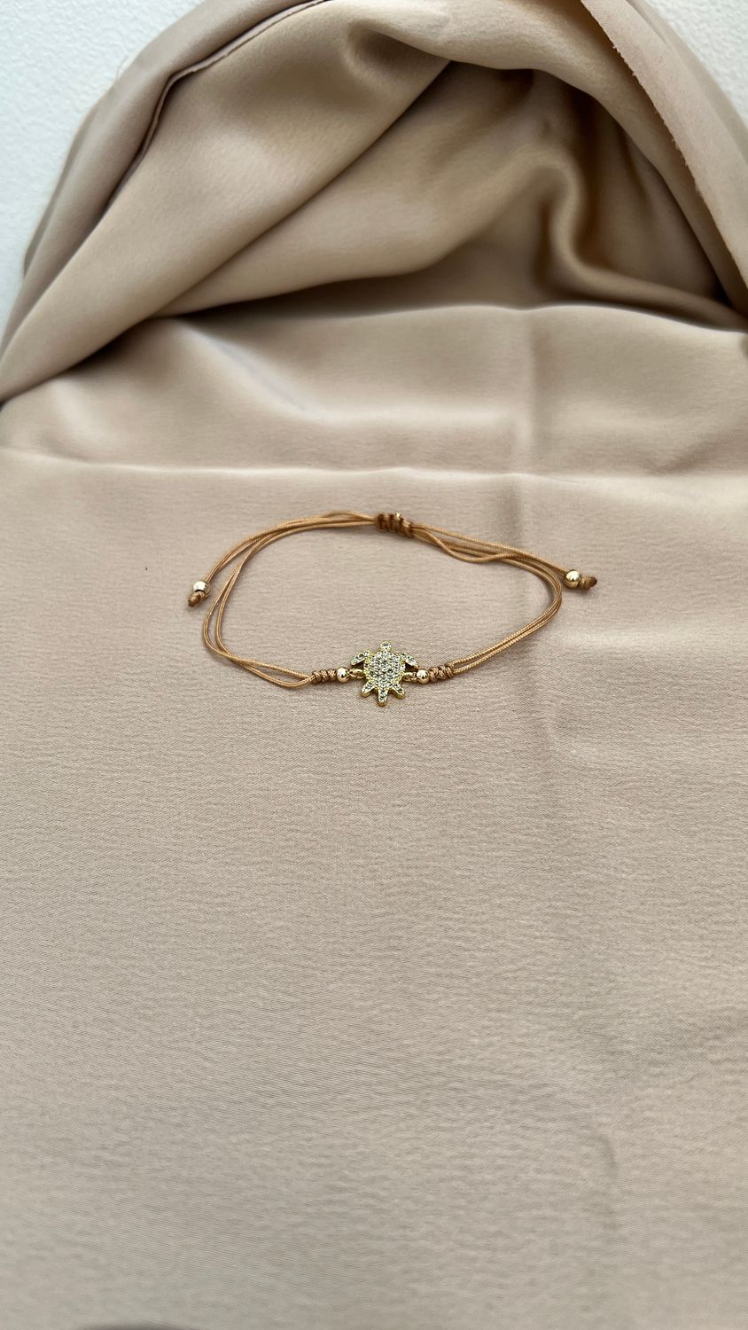 Kuura, Color: Hazel