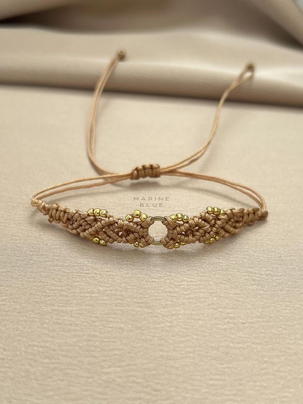 Jardin Flower Circle Handmade Bracelet - Beaded Bracelet