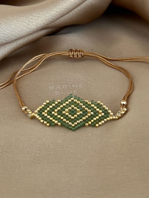 Solo Bloom Handmade Bracelet - Beaded Bracelet