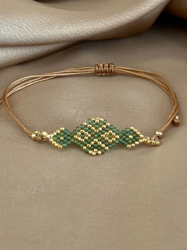 Solo Mask Handmade Bracelet - Beaded Bracelet