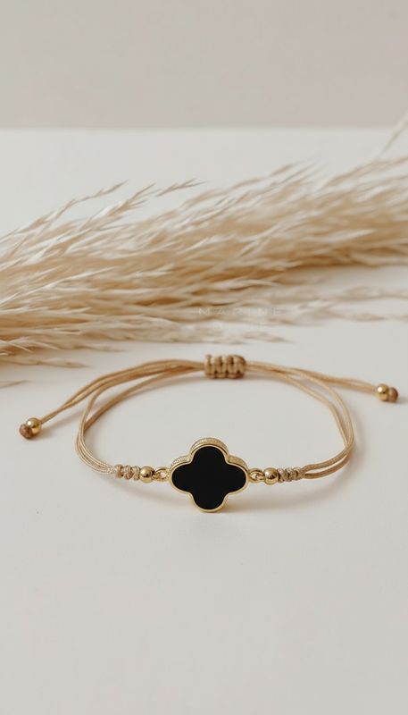 Novir El Yapımı Bileklik - Charm Bilekliği Novir El Yapımı Bileklik - Charm Bilekliği