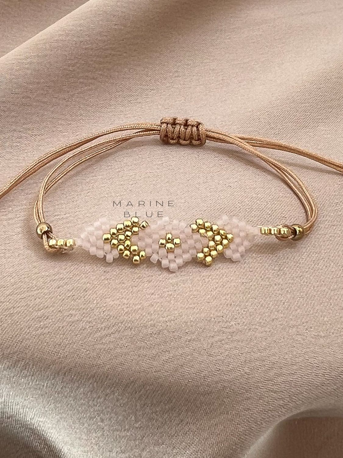 Solo Crosshair Handmade Bracelet - Beaded Bracelet, Color: Sunset Breeze