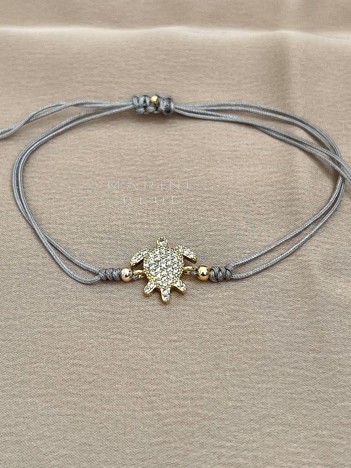 Kuura Handmade Bracelet - Charm Bracelet, Color: Misty Moon