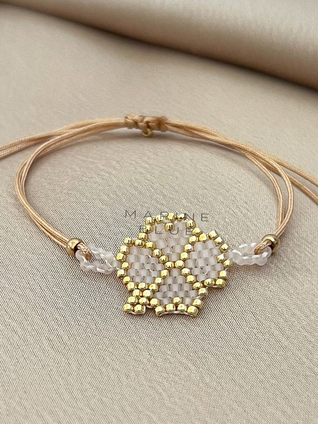 Solo Clover Handmade Bracelet - Beaded Bracelet, Color: Sunset Breeze