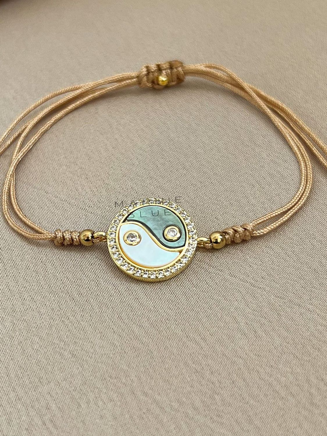 Yingyang Handmade Bracelet - Beaded Bracelet, Color: Hazel