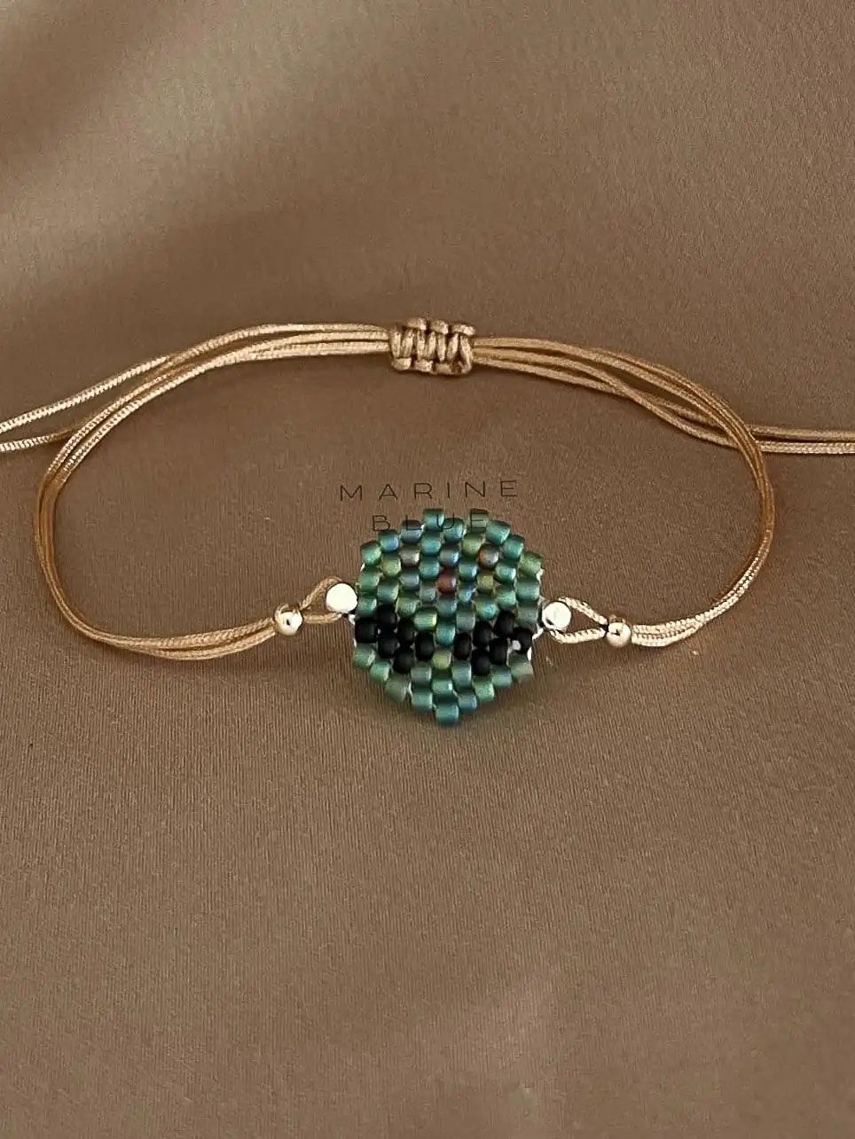 Animes Alien Handmade Bracelet - Beaded Bracelet, Color: Hazel