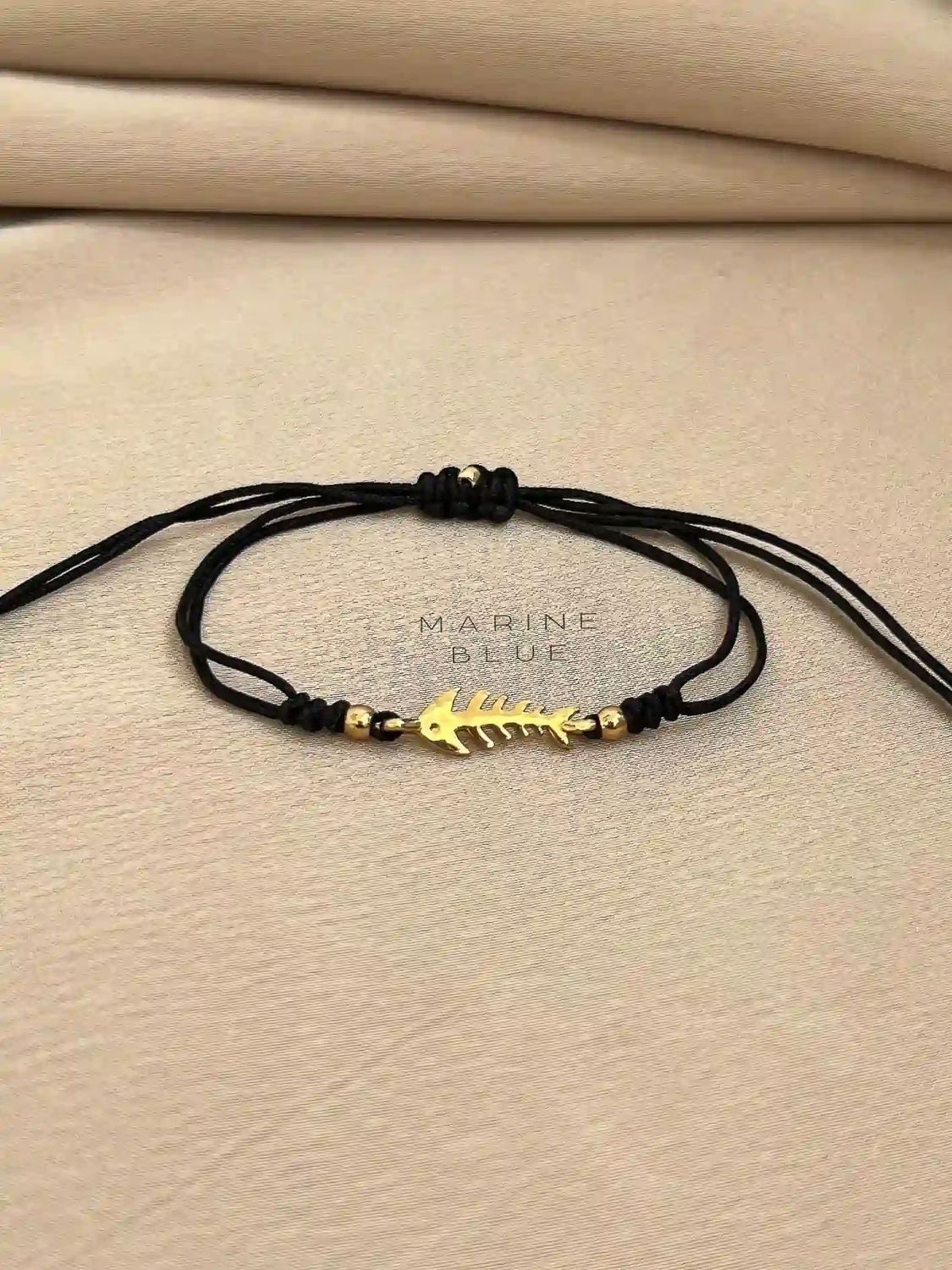 Edge Kaata Handmade Bracelet - Fish Charm Bracelet, Color: Nocturnal Black, Plating: Gold