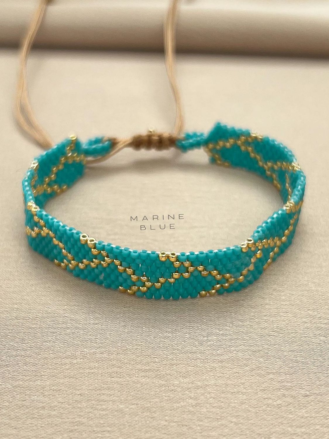 Solo 8 Snake Handmade Bracelet - Beaded Bracelet, Color: Arctic Rust