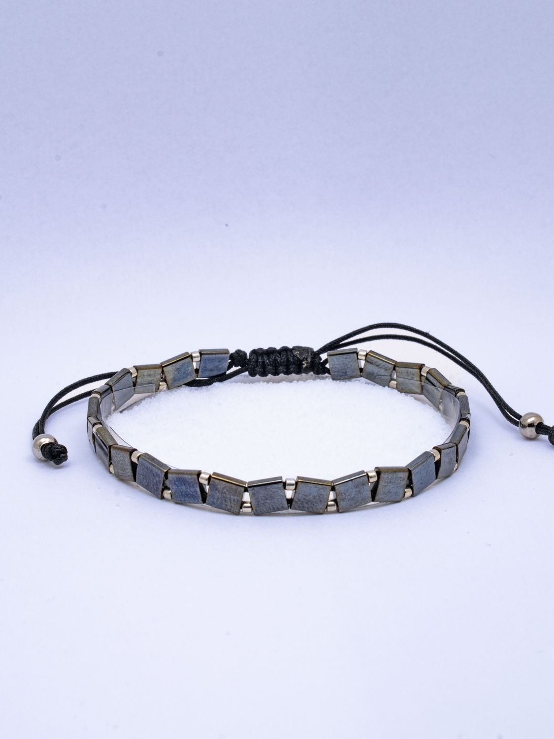 Edo, Color: Nocturnal Black