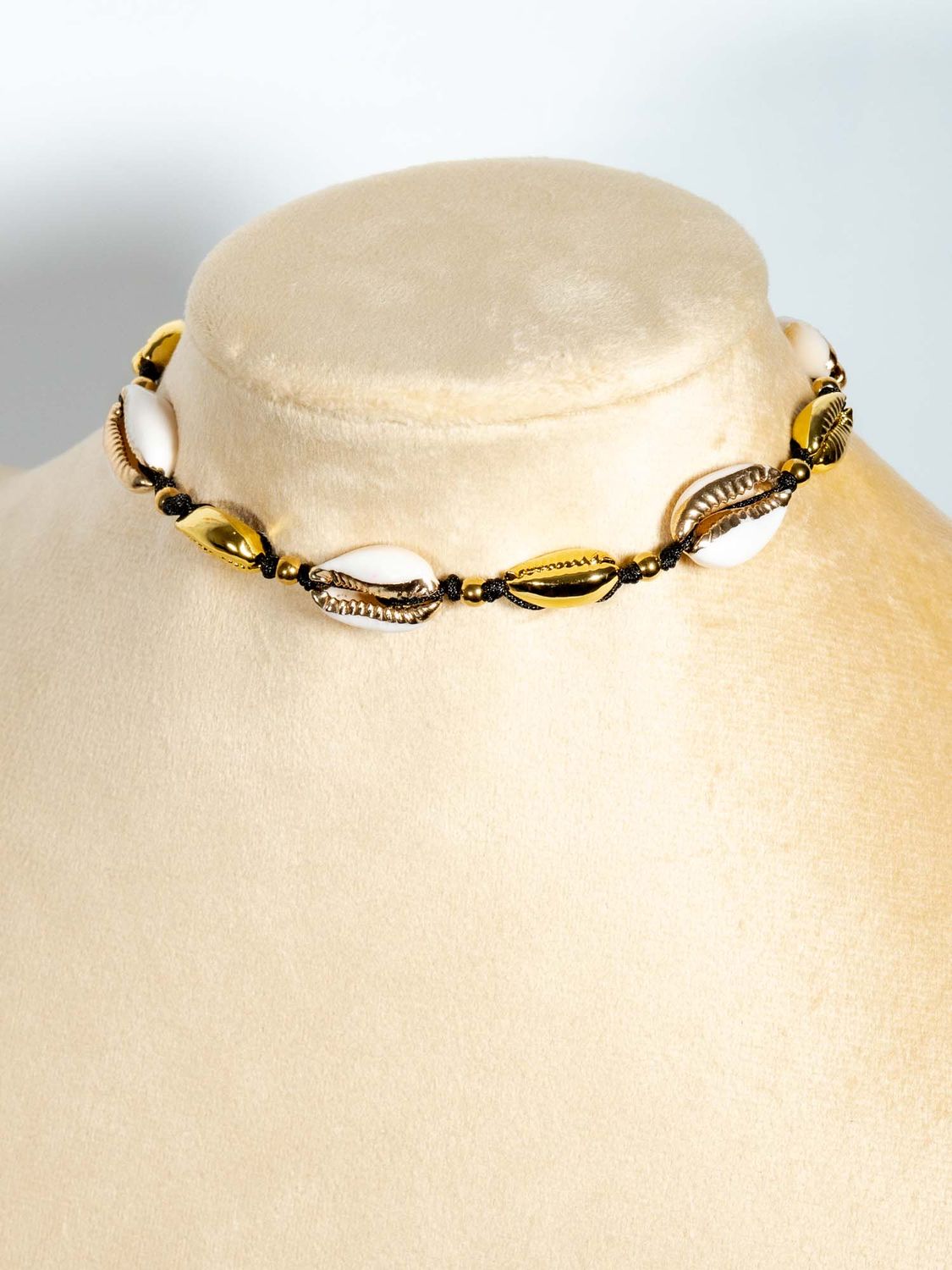 Cowrie Cho Handmade Choker - Charm Choker, Color: Nocturnal Black