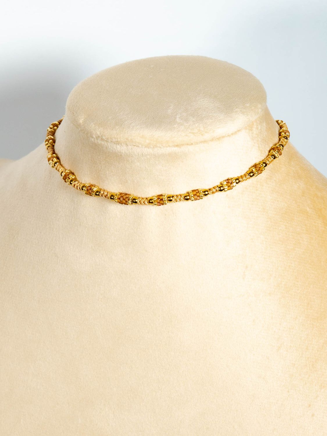 Horizon Cho Handmade Choker - Beaded Choker, Color: Mother Earth