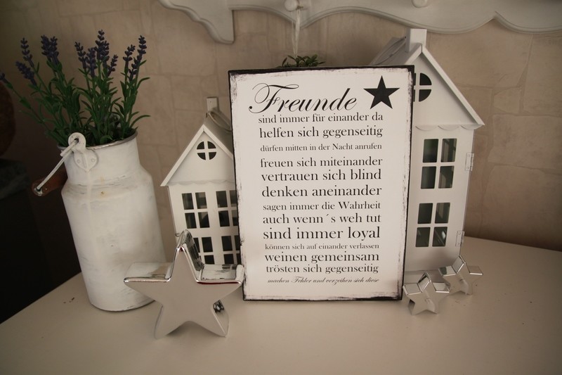 Vintage-Schild "Freunde" by Landhaus-Fieber Vintage-Schild "Freunde" by Landhaus-Fieber