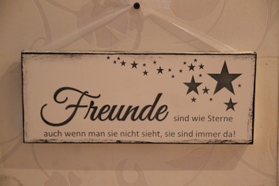 Holz-Schild &quot;Freunde sind wie Sterne&quot; by Landhaus-Fieber