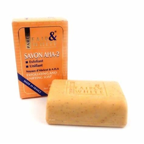 Fair And White  Exfoliating And Unifying Soap
