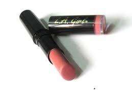 LA GIRL MATTE VELVET LIPSTICK-BLISS
