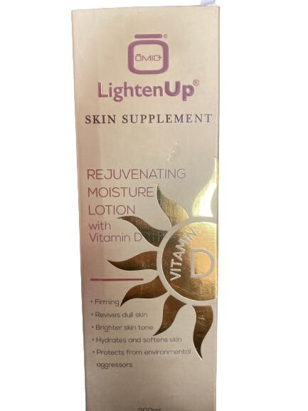 Omic+ Lightening Up skin supplement rejuvenating moisture lotion with vitamin D / 200ml