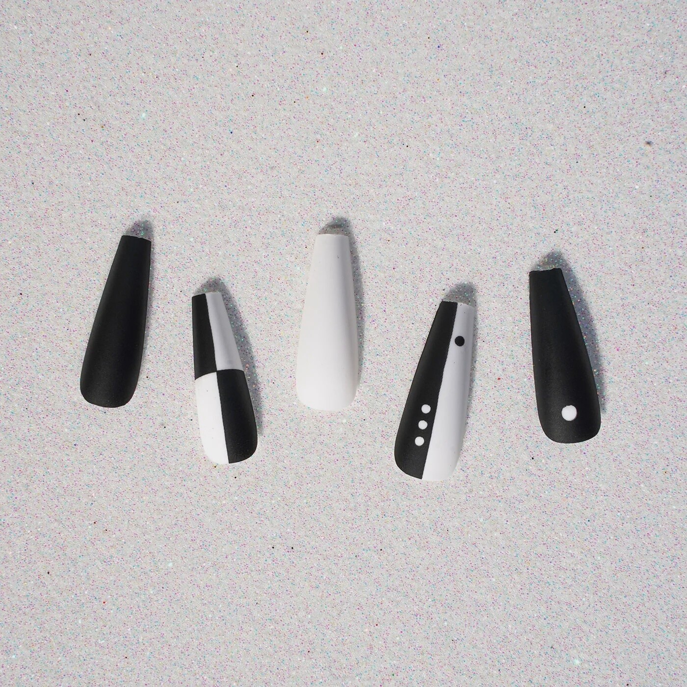 EBIN NEW YORK NAILS / 3D CHIC