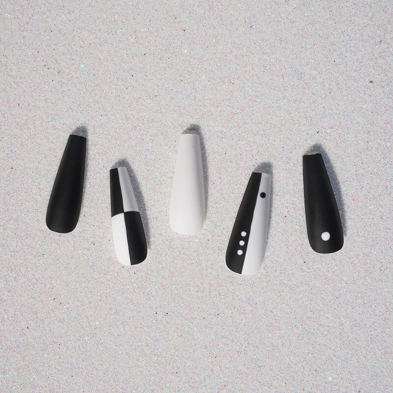 EBIN NEW YORK NAILS / 3D CHIC