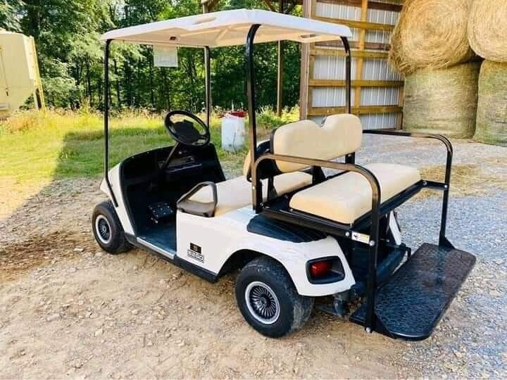 2007 EZGO TXT GAS CART