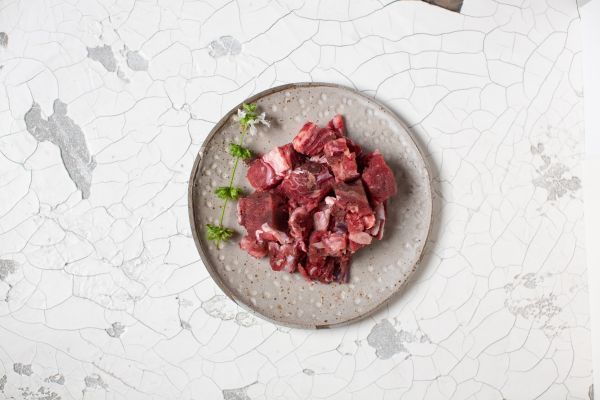 Strauß, Muskelfleisch in Würfeln, 1kg - Paul und Paulina
