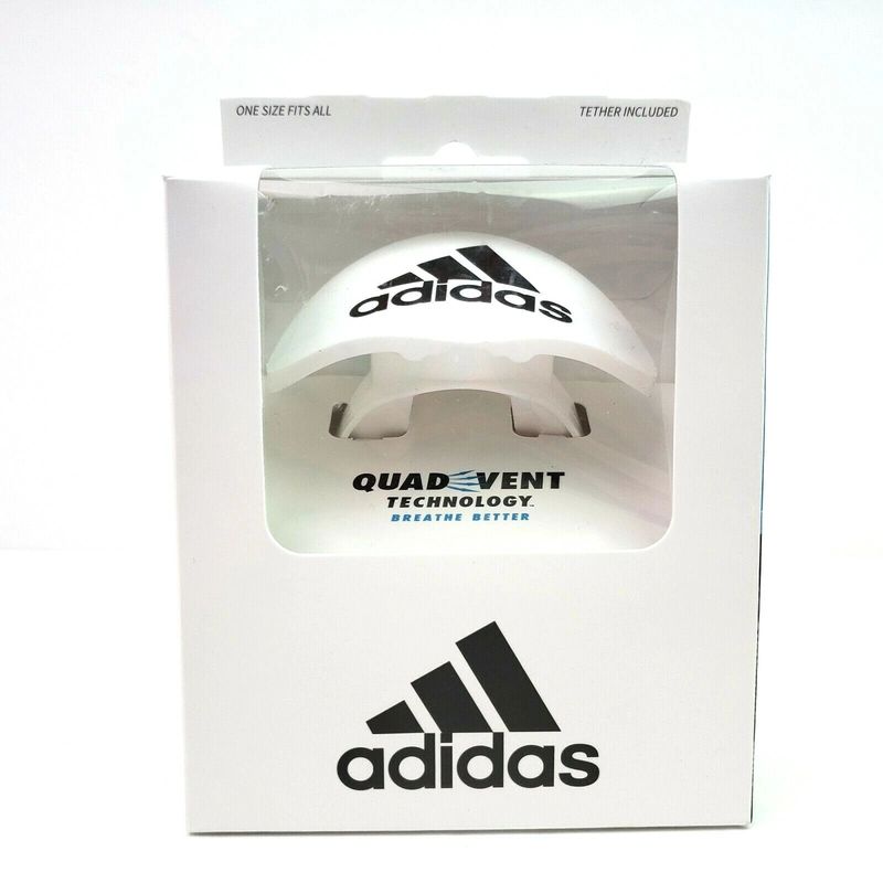 Adidas Quad Vent hammassuojat Adidas Quad Vent hammassuojat