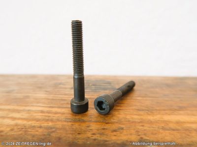 Zwei Stück Zylinderschraube ISO 4762 - M5 x 35 - 8.8 blank