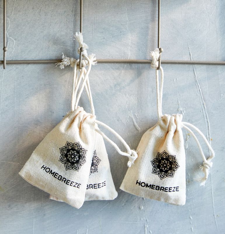 Jute bag with drawstring 8x10cm - with Homebreeze logo