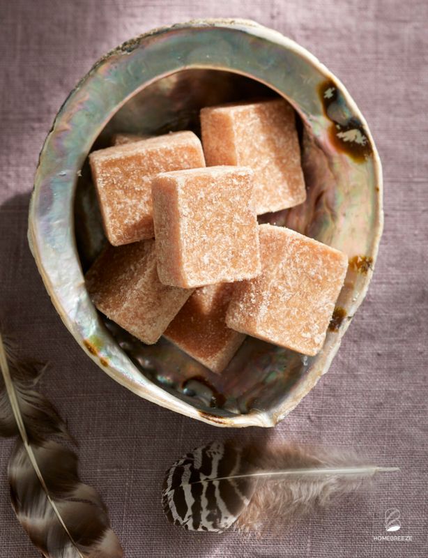 Sandalwood Perfume Plock