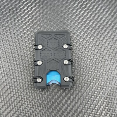 2.5 Titanium Wallet Black / Blue Deep Carry Clip