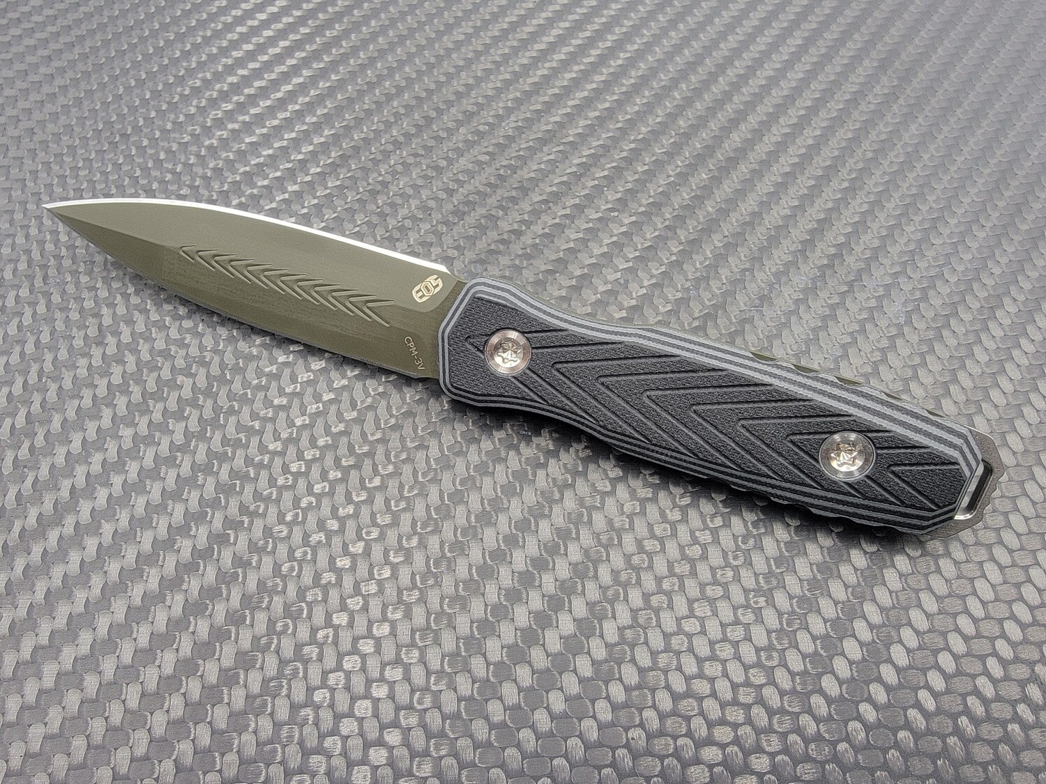 Mini Thresher Green &amp; Black (Knuck)
