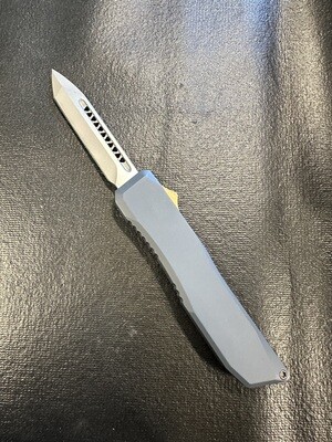Harpoon Grey Cerakote Tanto with Flame treated hardware