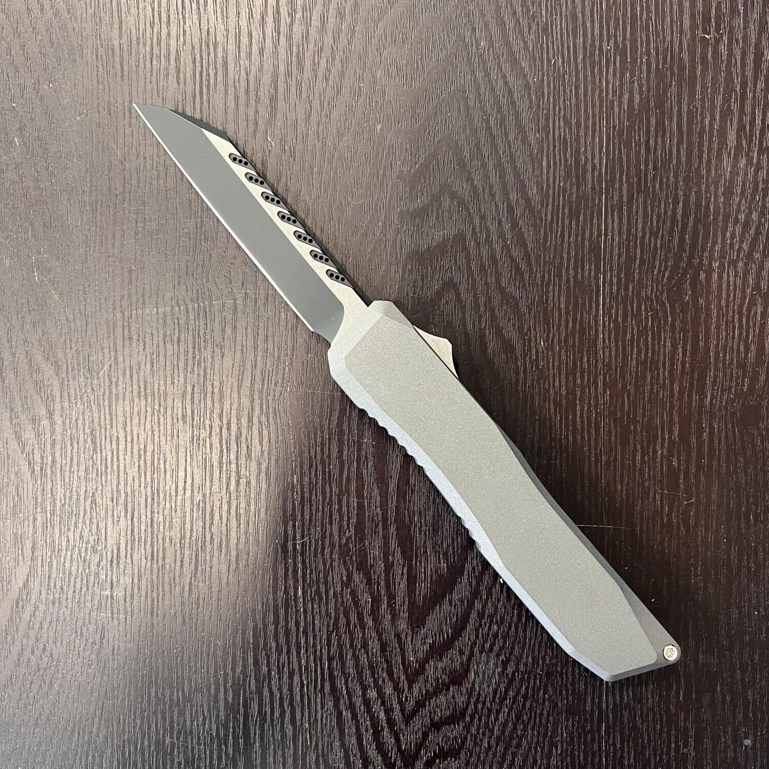 Harpoon Grey Cerakote Black two tone Razor